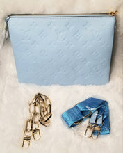 Load image into Gallery viewer, Beautiful LV Crossbody Handbag
