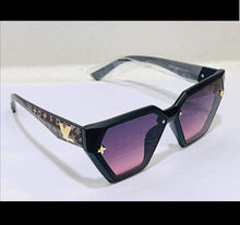 Load image into Gallery viewer, Black LV
