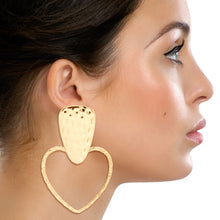 Load image into Gallery viewer, Gold Hammered Metal Heart Earrings
