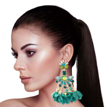 Load image into Gallery viewer, Green Crystal Flower Tassel Earrings
