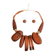 Load image into Gallery viewer, Chunky Brown Wood Bead Set
