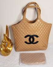 Load image into Gallery viewer, Hiend CC Handbag
