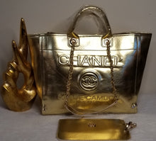 Load image into Gallery viewer, Hiend CC Handbag
