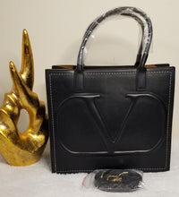 Load image into Gallery viewer, Hiend V Handbags
