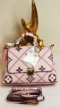Load image into Gallery viewer, Dainty LV Handbag
