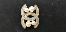 Load image into Gallery viewer, Brooches Several Brands
