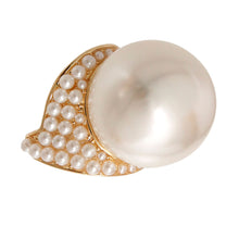 Load image into Gallery viewer, Jumbo Cream Pearl Ring
