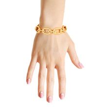 Load image into Gallery viewer, Twisted Oval Gold Metal Chain Bracelet
