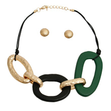 Load image into Gallery viewer, Chunky Wooden Ring Necklace Set
