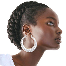 Load image into Gallery viewer, Silver Ribbed Hollow Hoops
