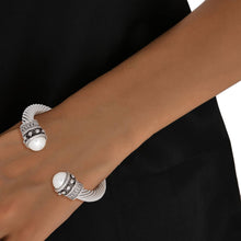Load image into Gallery viewer, Thick Cable Classic Silver Bangle
