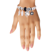 Load image into Gallery viewer, Silver Black Clover Cable Bangle

