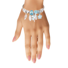 Load image into Gallery viewer, Silver Blue Clover Cable Bangle

