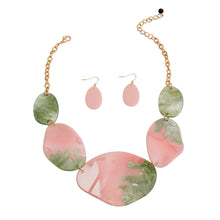 Load image into Gallery viewer, Light Pink Green Dipped Necklace
