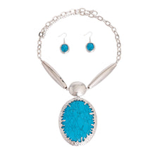 Load image into Gallery viewer, Oval Marbled Turquoise Necklace

