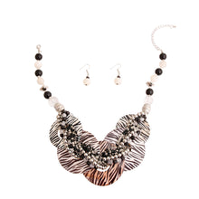 Load image into Gallery viewer, Zebra Disc Necklace
