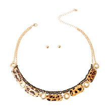 Load image into Gallery viewer, Matte Gold Leopard Link Set
