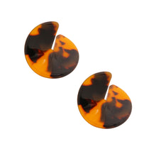 Load image into Gallery viewer, Twisted Tortoiseshell Earrings
