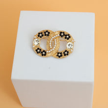 Load image into Gallery viewer, Designer Black Flower Pearl Brooch
