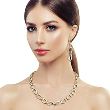 Load image into Gallery viewer, Twisted Oval Silver Metal Chain Set
