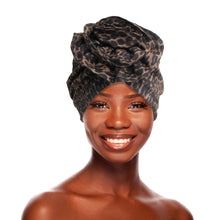 Load image into Gallery viewer, Cheetah Print Flower Knot Turban

