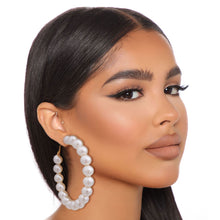 Load image into Gallery viewer, Cream Pearl Hoop Earrings
