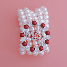 Load image into Gallery viewer, Bracelet White Pearl Delta 5 Strand for Women
