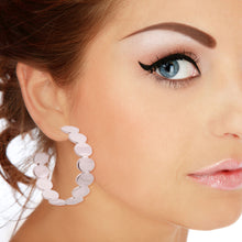 Load image into Gallery viewer, Silver Metal Circle Hoops

