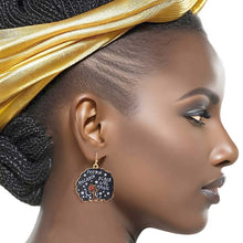 Load image into Gallery viewer, Gold Melanin Poppin Fishhooks
