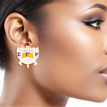 Load image into Gallery viewer, Gold Blue Crest Studs
