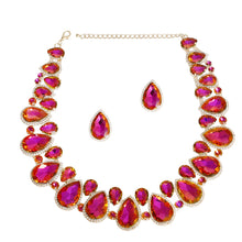 Load image into Gallery viewer, Purple Teardrop Crystal Collar Set
