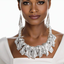Load image into Gallery viewer, Silver Ball and Mesh Necklace
