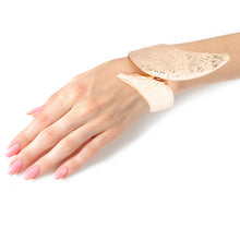 Load image into Gallery viewer, Hammered Gold Pointed Cuff

