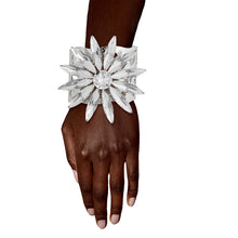 Load image into Gallery viewer, Silver Flower Open Cuff

