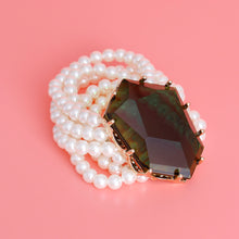 Load image into Gallery viewer, Green Crystal Pearl Bracelet
