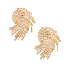Load image into Gallery viewer, Gold Metal Rope Clip Ons
