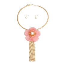 Load image into Gallery viewer, Marbled Pink Flower Fringe Necklace

