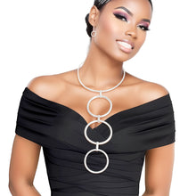 Load image into Gallery viewer, Necklace Silver Linked Rings Set for Women
