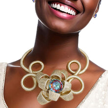 Load image into Gallery viewer, Rigid Metallic Gold Flower Set
