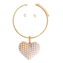 Load image into Gallery viewer, Gold Collar XL Cream Heart Set
