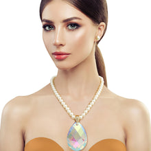 Load image into Gallery viewer, Pearl Aurora Borealis Teardrop Necklace
