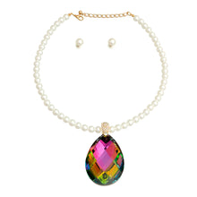 Load image into Gallery viewer, Pearl Pink Green Teardrop Necklace
