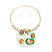 Load image into Gallery viewer, Gold Round Pearl Stone Pendant Necklace
