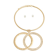 Load image into Gallery viewer, Gold Rigid Infinity Link Pendant Set
