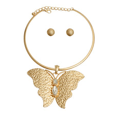 Load image into Gallery viewer, Gold Hammered Metal Butterfly Collar
