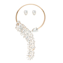 Load image into Gallery viewer, Elegant Gold Wrap Choker
