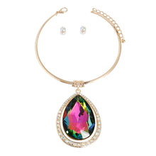 Load image into Gallery viewer, Halo Multi Teardrop Gold Choker
