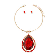 Load image into Gallery viewer, Halo Red Teardrop Gold Choker
