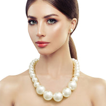 Load image into Gallery viewer, Chunky Single Strand Cream Pearls
