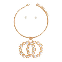 Load image into Gallery viewer, Gold Chunky Pearl Infinity Set
